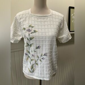 Vintage Y2K Alfred Dunner Beaded Floral Short Sleeve Sweater Top Size M (Fits S)